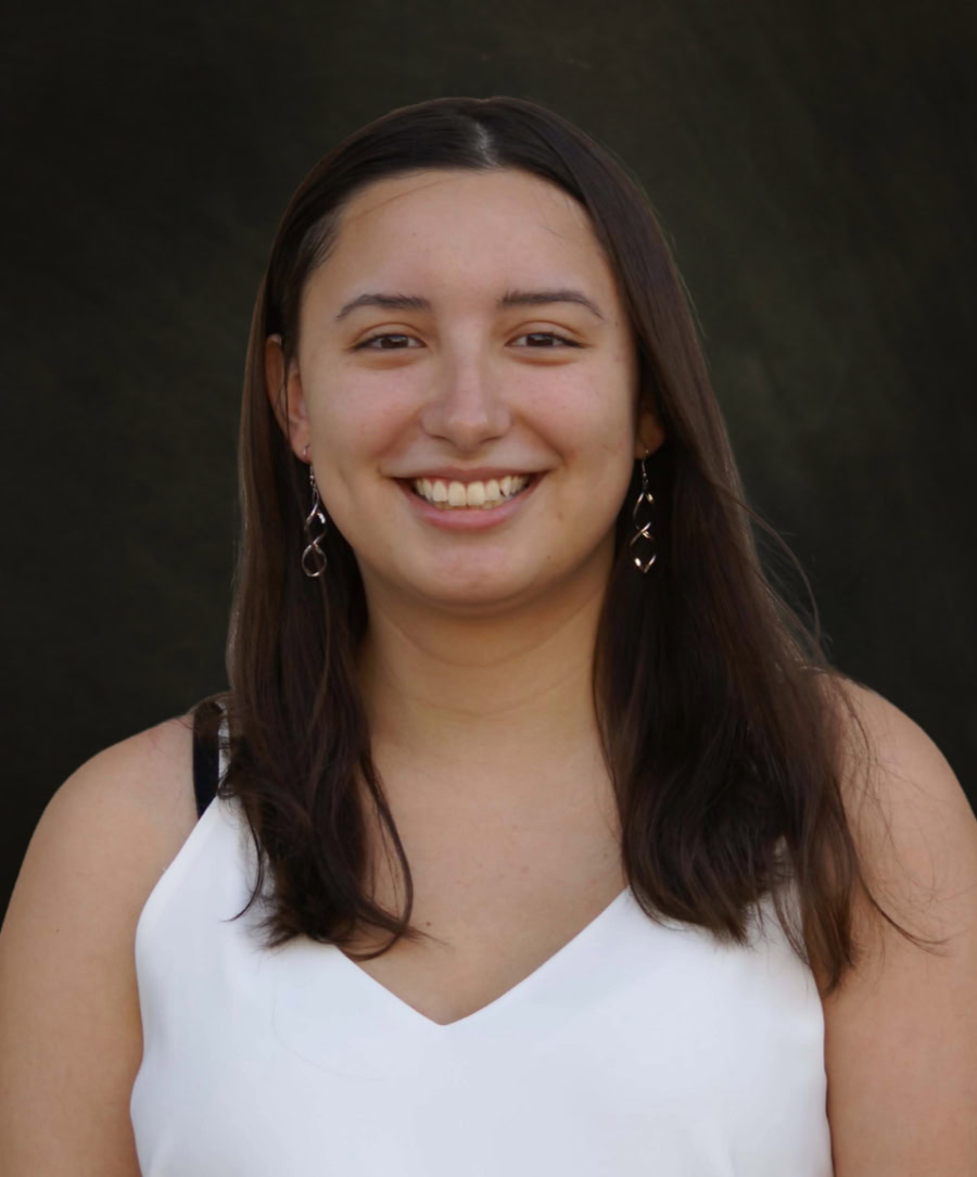 Emily Olmedo Headshot